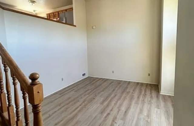 1915 E Alturas Cir Gallery 3