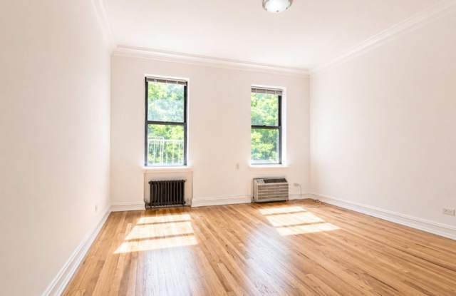 241 East 46th Street Gallery 2