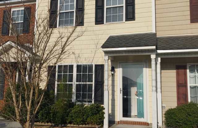 Just waiting for YOU!! At Carolina Forest!!! - 206 Springwood Drive, Jacksonville, NC 28546