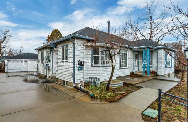 1116 E 400 S photos photos