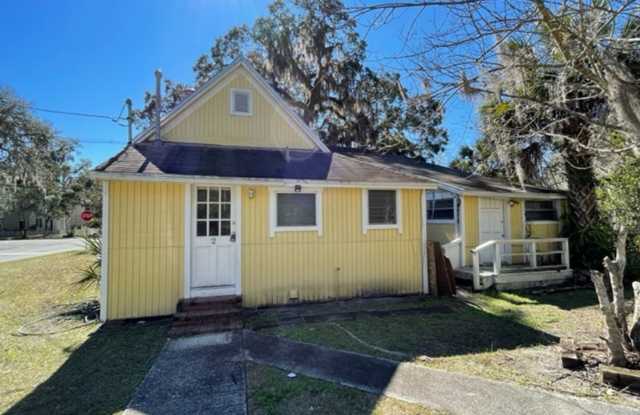 Large One Bedroom In Duck Pond Available in August!!!! photos photos