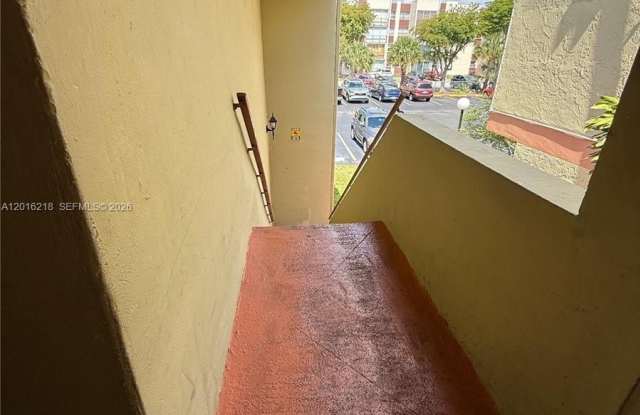 9321 SW 4th St photos photos