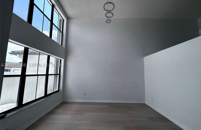 786 SW 158th Way Gallery 4