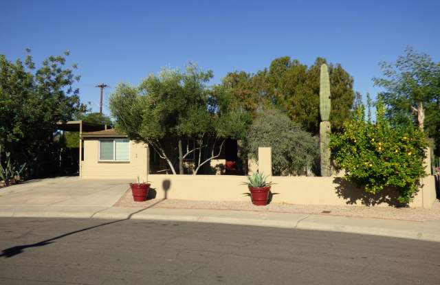 7212 E Latham Street - 7212 East Latham Street, Scottsdale, AZ 85257