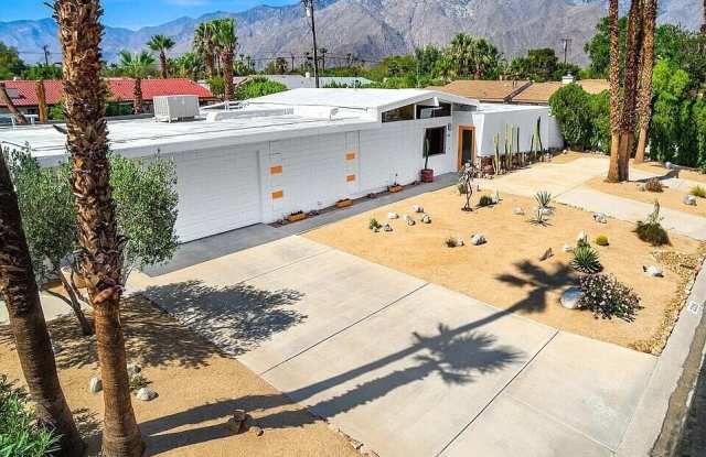 2305 E Bellamy Road Gallery 4