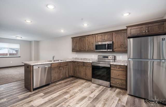 SPACIOUS AND MODERN TOWNHOME photos photos