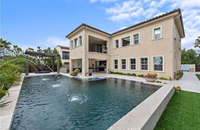 10 Hyacinth - 10 Hyacinth, Lake Forest, CA 92630