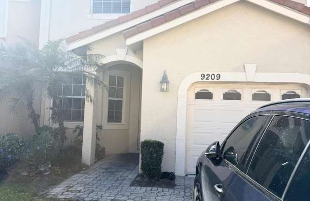 9209 Wentworth Lane photos photos