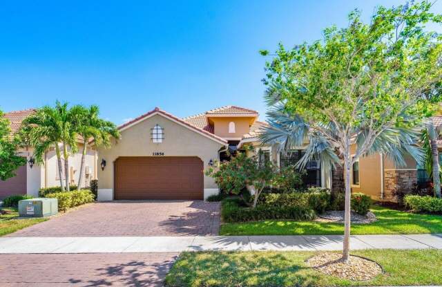 11856 Leon Circle N photos photos