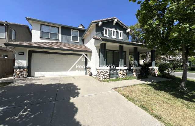 Spacious North Natomas 5bd/2.5ba House with 2 Car Garage photos photos