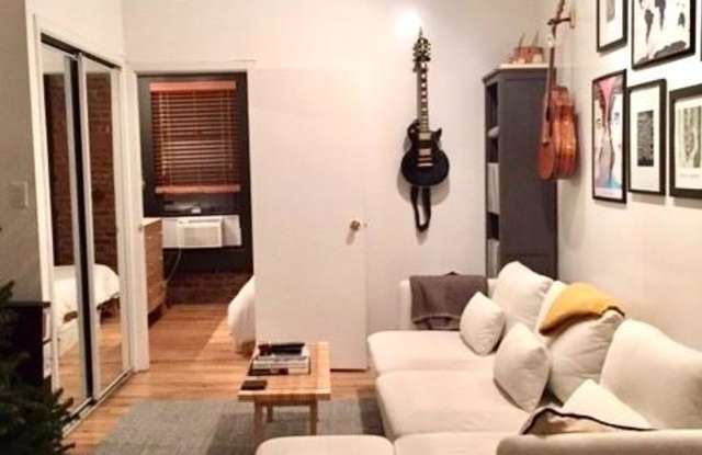 52 Macdougal Street photos photos