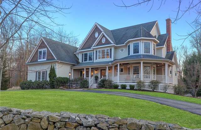 63 Canterbury Lane - 63 Canterbury Lane, Fairfield County, CT 06877