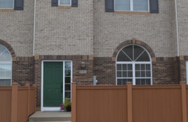 6567 Regency Lane - 6567 Regency Ln, Eden Prairie, MN 55344