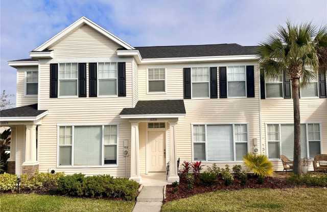 12276 COUNTRY WHITE Circle Gallery 1