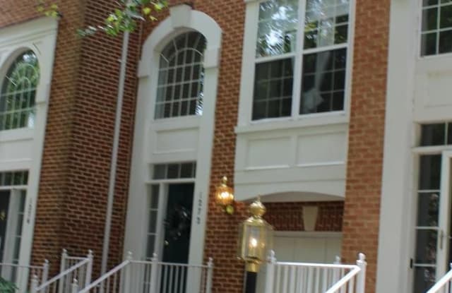 1272 WILD HAWTHORN WAY - 1272 Wild Hawthorn Way, Reston, VA 20194