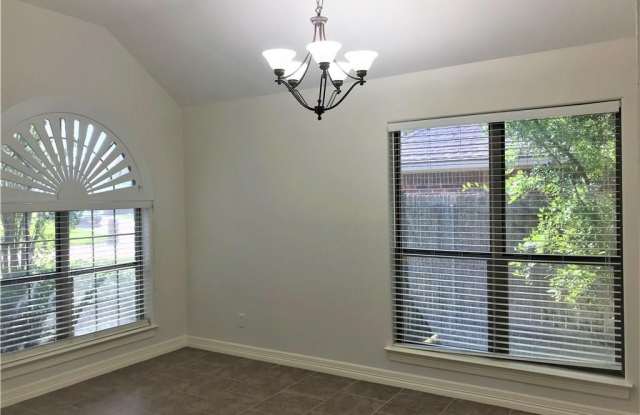 3905 Tournay Lane Gallery 4