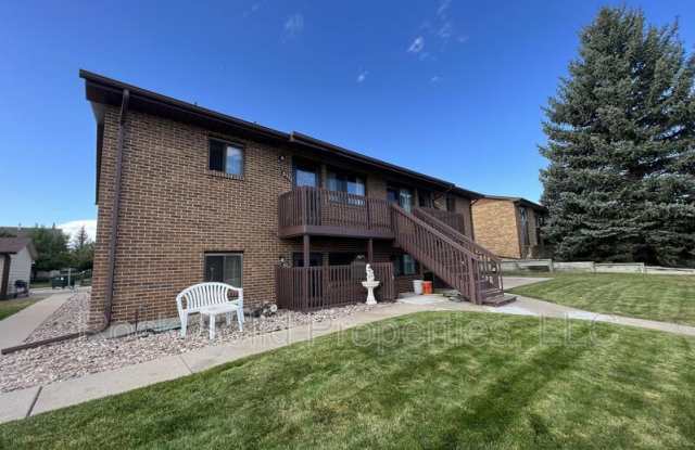 3305 Frontier Street - 3307 photos photos