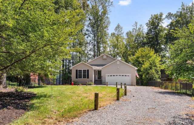 686 LAKE CAROLINE Drive photos photos 686 LAKE CAROLINE Drive photos photos