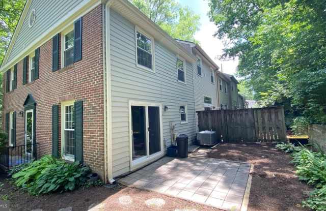 1510 CHATHAM COLONY Court Gallery 3