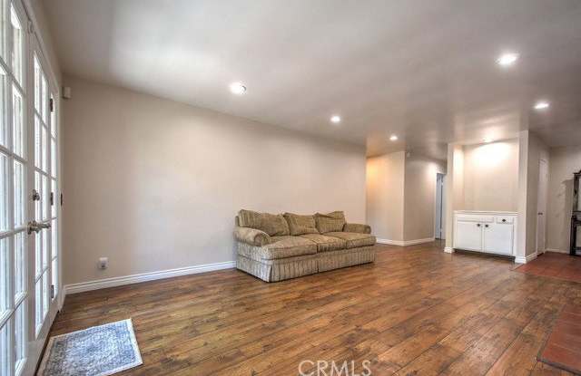 17252 Citron Gallery 4