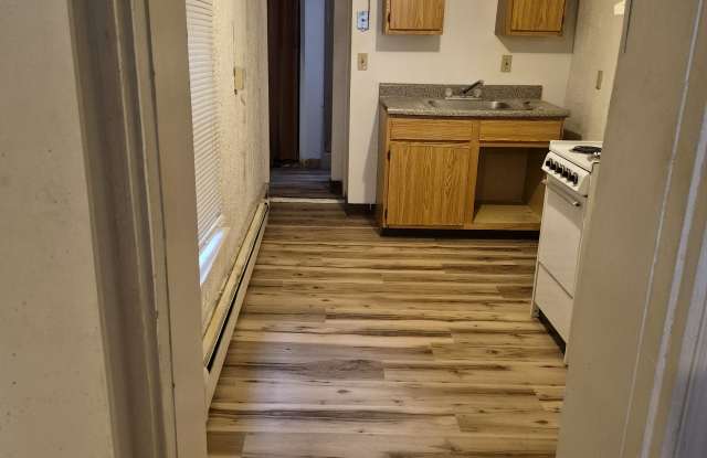 1339 N 2nd St photos photos