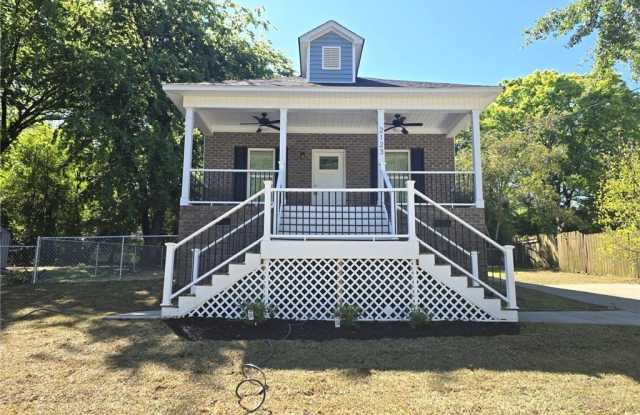 2123 Burnett Avenue photos photos