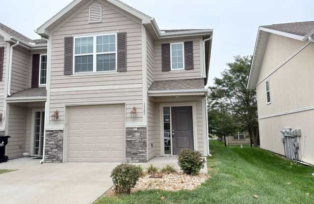 3 Bedroom | 2.5 Bath | 1-Car Garage in Grain Valley photos photos