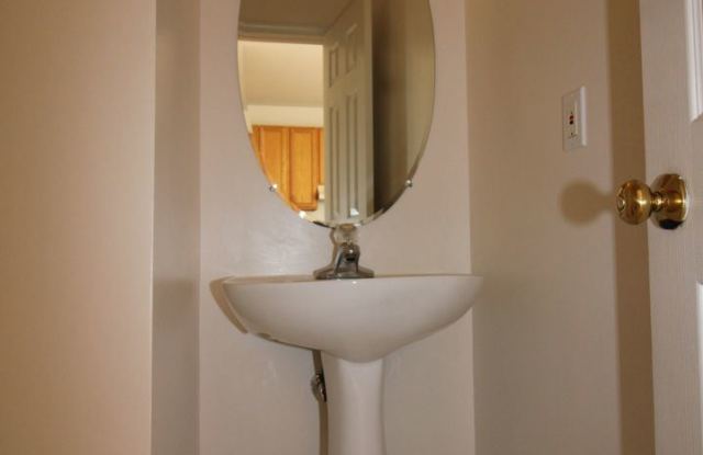 7 Duck Pond Court Gallery 4