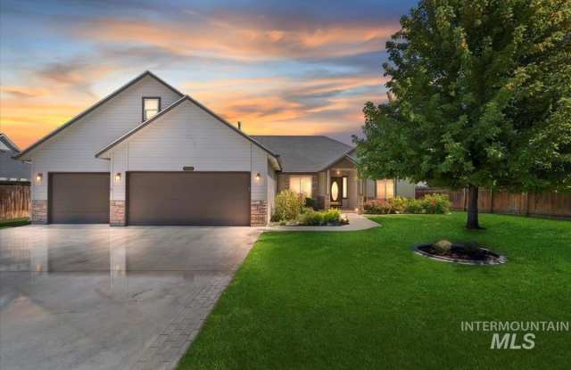 3314 S Raintree Gallery 2