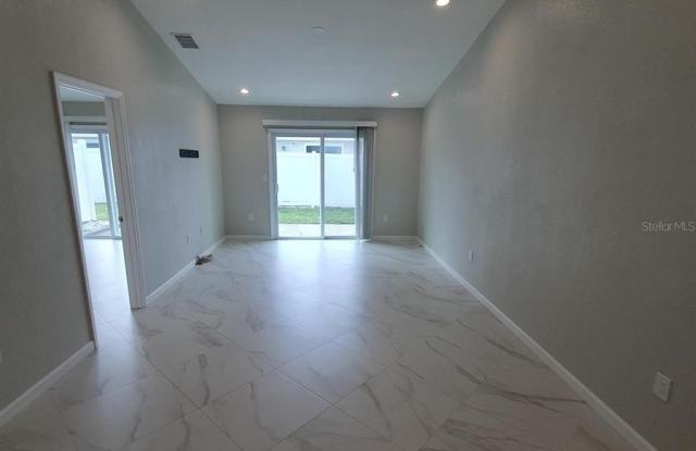 1817 ORANGE BOULEVARD Way Gallery 3