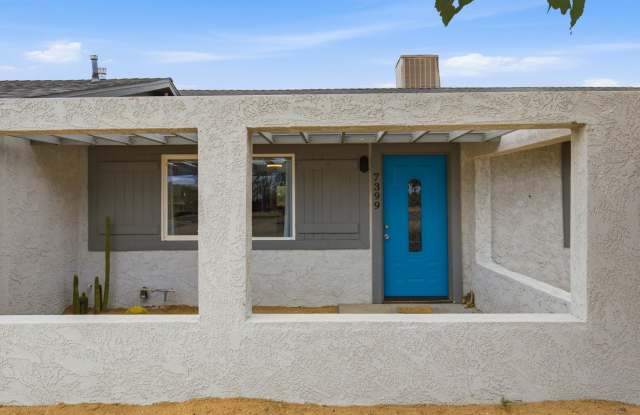 Newly Remodeled 3 bedroom 2 bathroom Home!! Gallery 4