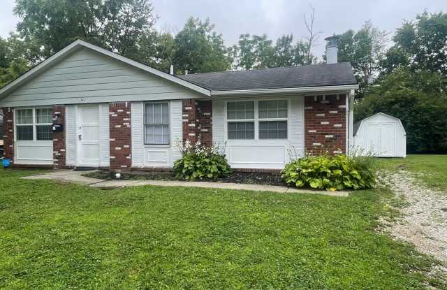 Priced to Move -Newly Renovated 3 Bedroom Ranch Gallery 1