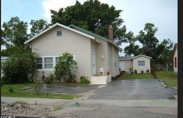 2822 Central Avenue photos photos