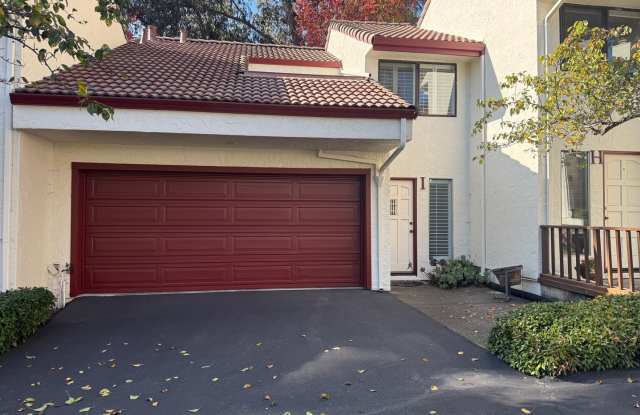 Santa Cruz Townhome Near UCSC! $500 off 1st month! - 1700 Escalona Drive, Santa Cruz, CA 95060