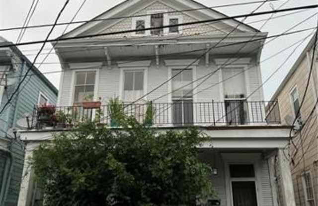 4431 IBERVILLE Street photos photos