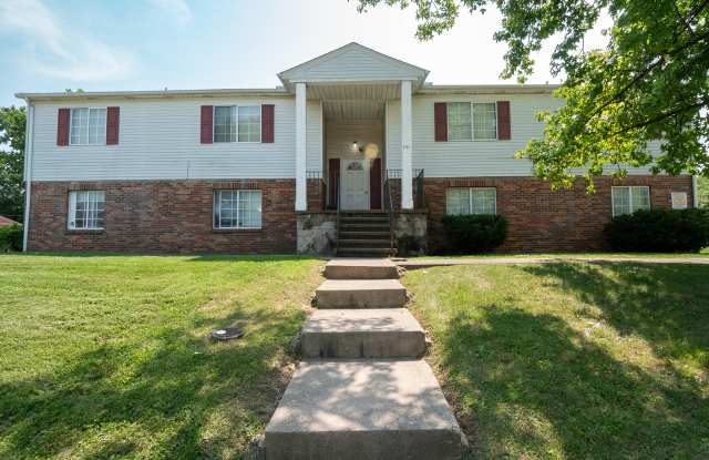 751 Northland Boulevard - 4 photos photos