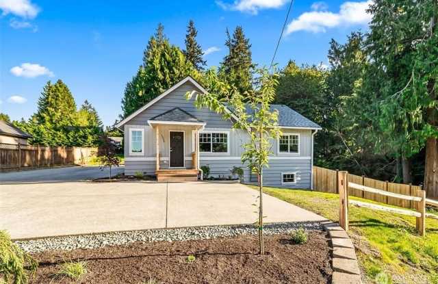 Fresh and Clean Fully Remodeled 4 Bedroom 3 Bathroom Gallery 1