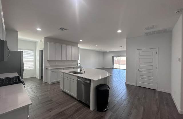 5497 W SUMMER VIEW Drive Gallery 4