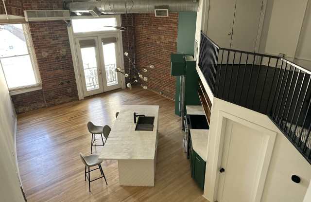 1617 California St photos photos