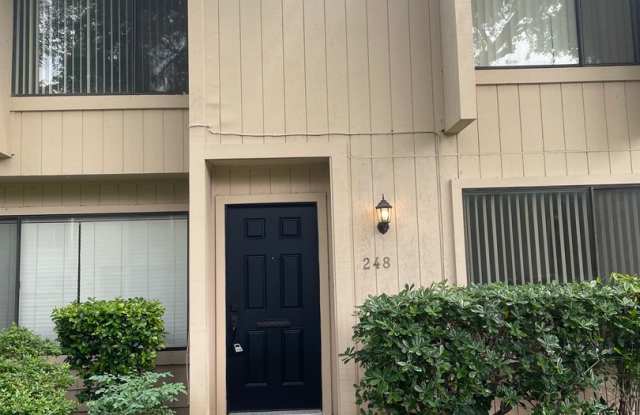 Two Story 3 Bedroom/2.5 Bathroom w/Two Car Garage photos photos