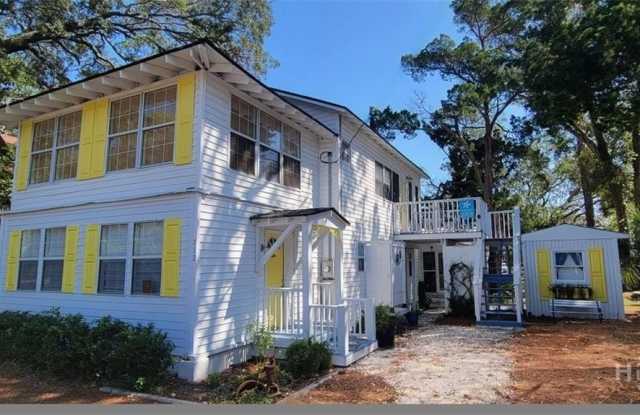 712 2nd Avenue photos photos