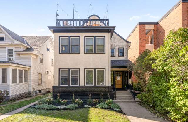 3824 Pleasant Avenue Gallery 1