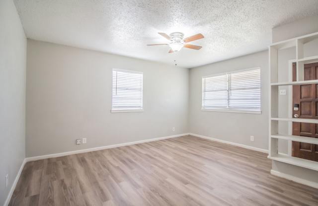 Great 2 Bedroom 1 Bathroom House in great Location! photos photos Great 2 Bedroom 1 Bathroom House in great Location! photos photos