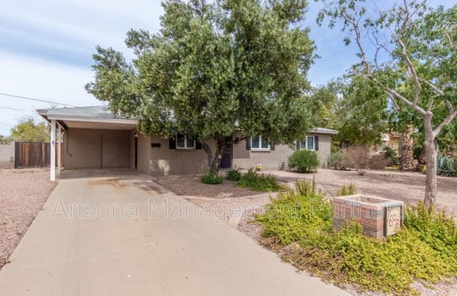 7608 E 4th St - 7608 East 4th Street, Scottsdale, AZ 85251