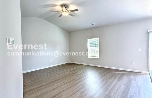 209 Aniston Lane Gallery 4