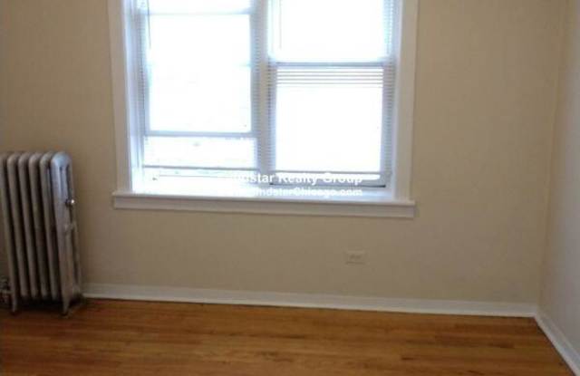 4254 North Mozart photos photos