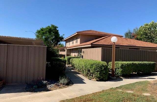 2164 Poppy Drive Gallery 2
