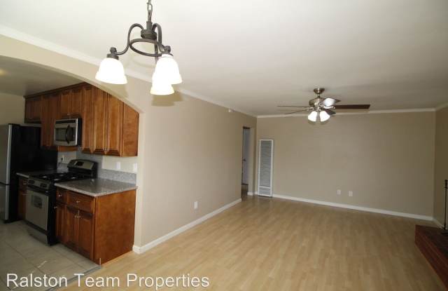 2327 Sea Breeze Drive Gallery 2