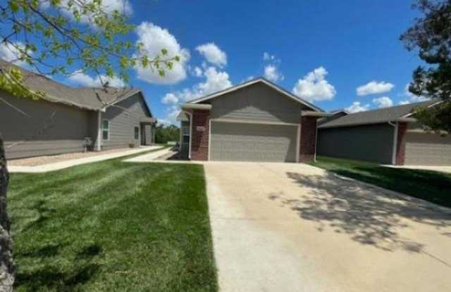 For Rent – Charming 3 Bed | 2 Bath Home with Spacious Backyard in Valley Center School District photos photos
