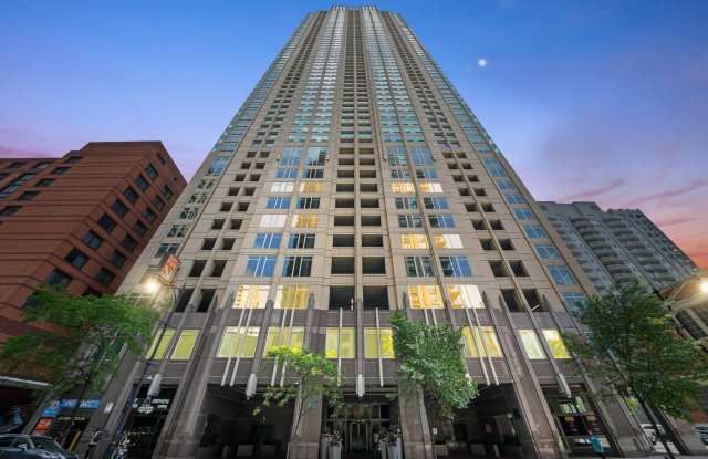 33 W ONTARIO Street - 33 West Ontario Street, Chicago, IL 60654